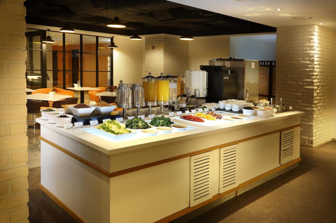 Travelodge Myeongdong Euljiro Szöul Kültér fotó