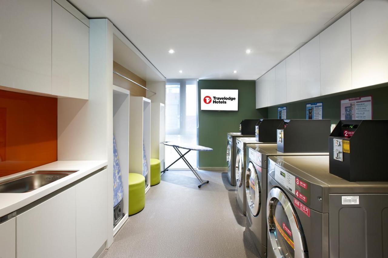 Travelodge Myeongdong Euljiro Szöul Kültér fotó