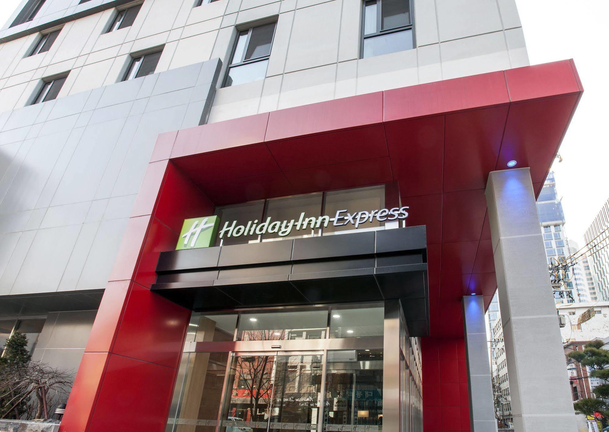 Travelodge Myeongdong Euljiro Szöul Kültér fotó